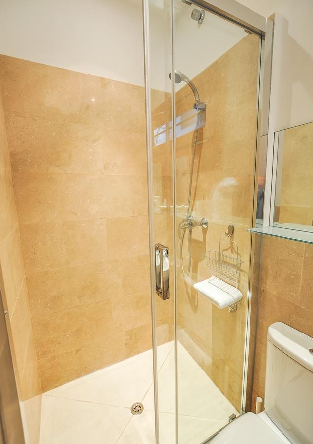 Apartamento Renthas Vid Loft Málaga Exterior foto