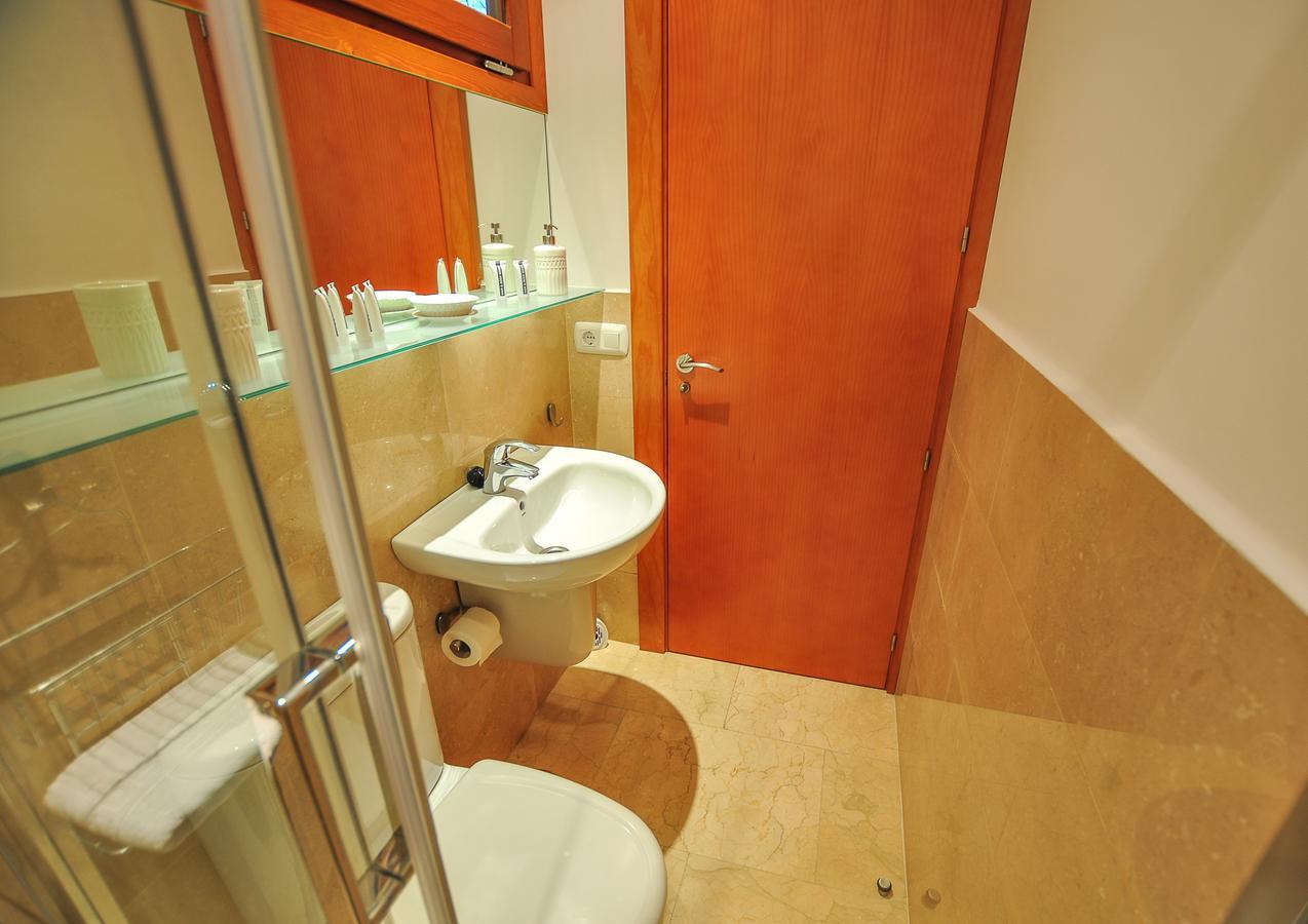 Apartamento Renthas Vid Loft Málaga Exterior foto